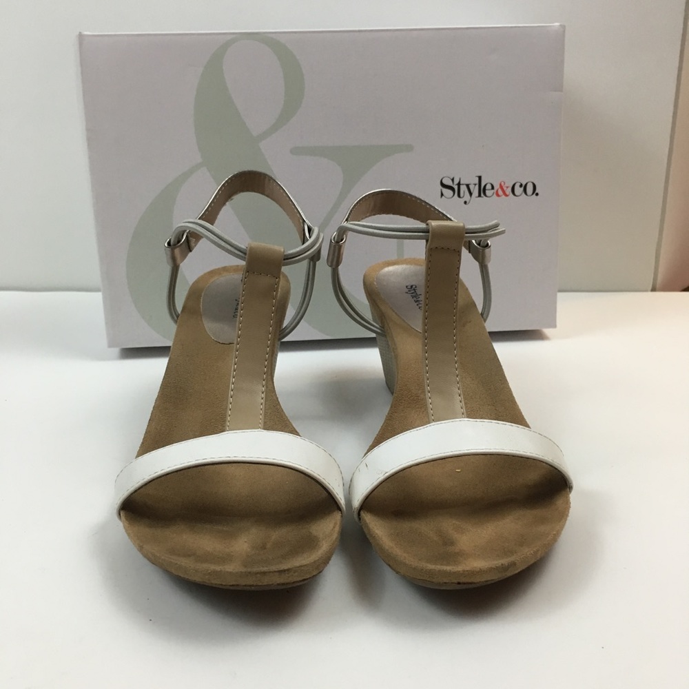 Macy's Style & Co strap silver, tan white wedges